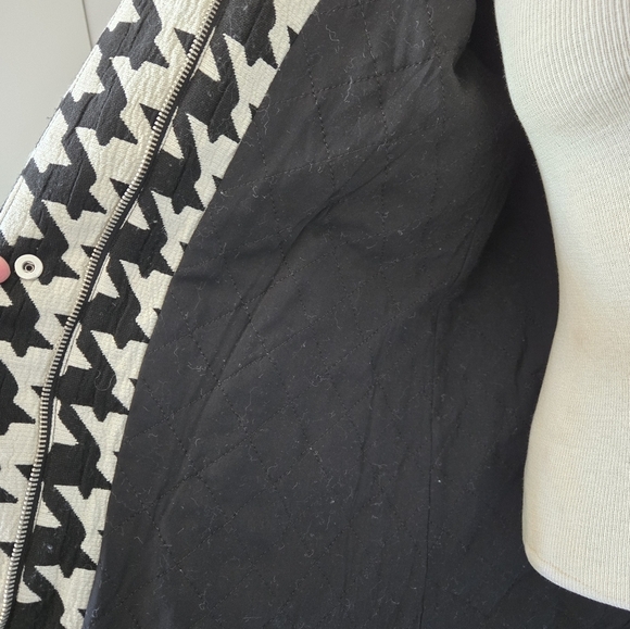 Zara Trafaluc Black and White Houndstooth Women's Coat. Size Small - Picture 10 of 15